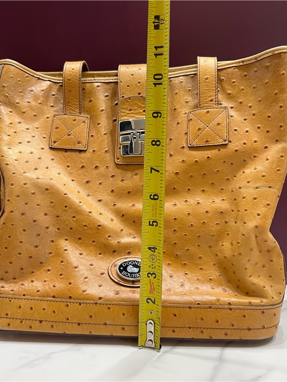 Vintage Dooney & Bourke Tan Ostrich Embossed Leather Bucket Bag Tote Made in USA - Picture 10 of 12